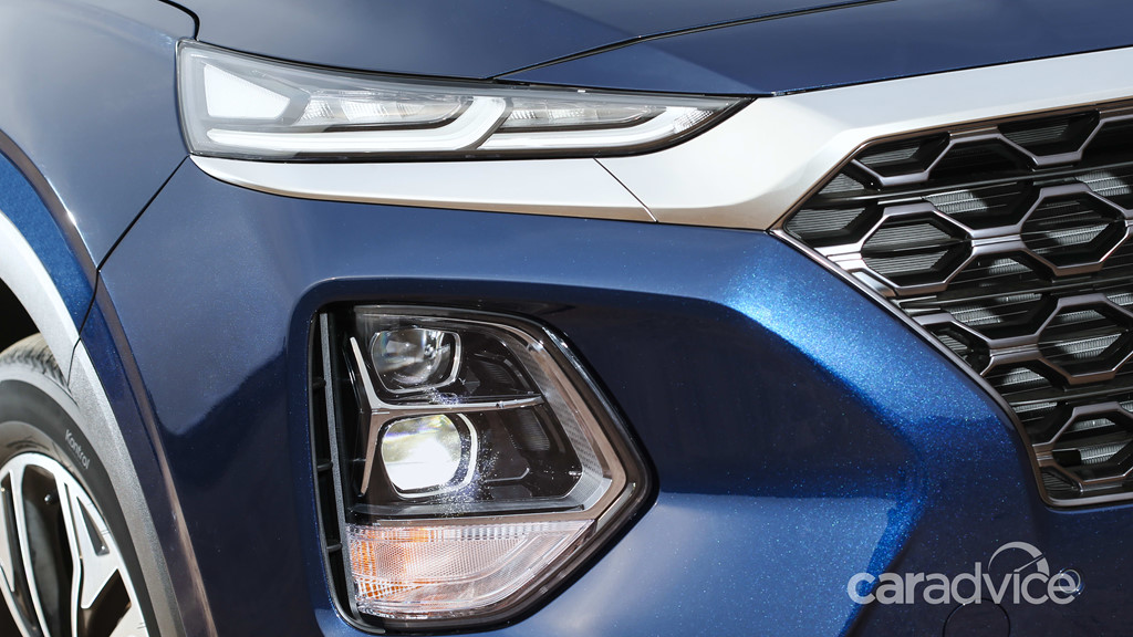 Hyundai SantaFe 2019 ra mắt với nội thất hoàn toàn mới